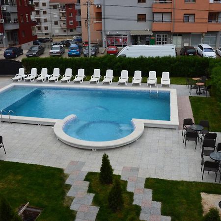 Poseidon Apartment Ni Exterior foto