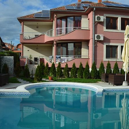 Poseidon Apartment Ni Exterior foto